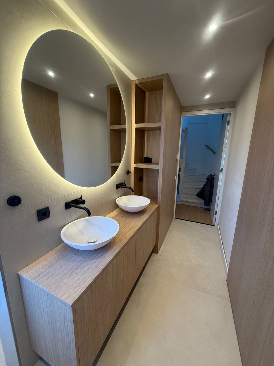 photo_25_2025-03-10_02-38-21